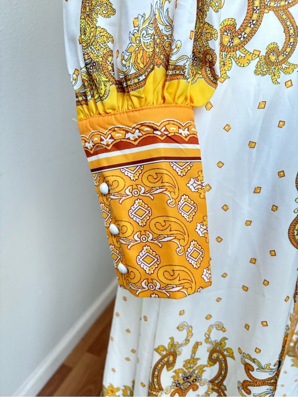 White and Yellow Printed Maxi Shirt Dress with Matching Belt Size 6 - Picture 7 of 16